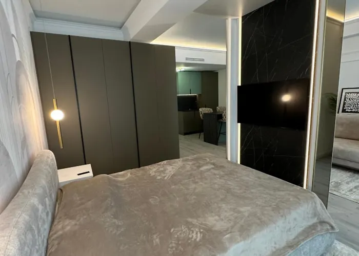 White Sea Premium Mamaia Nord 公寓 *