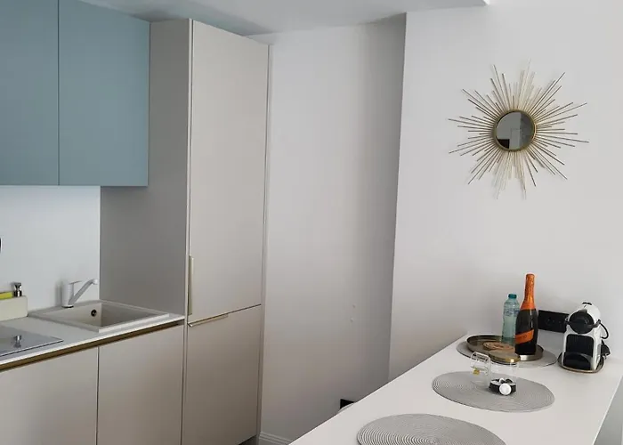 White Sea Premium Mamaia Nord * 那沃达利